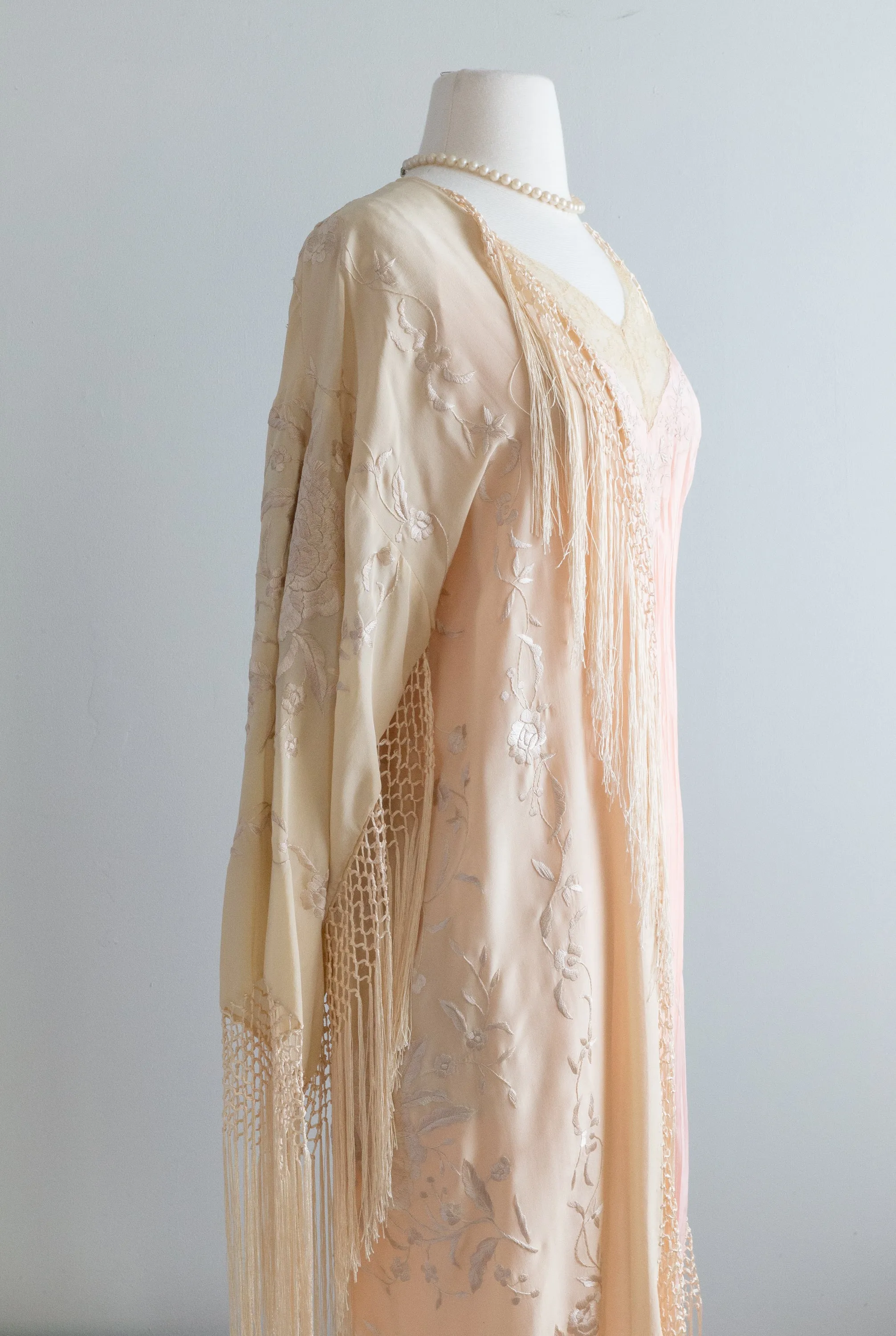 Antique Ivory Embroidered Silk Cantonese Fringed Robe / OSFM