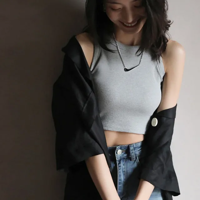 Bobbie Retro O-neck Crop Top