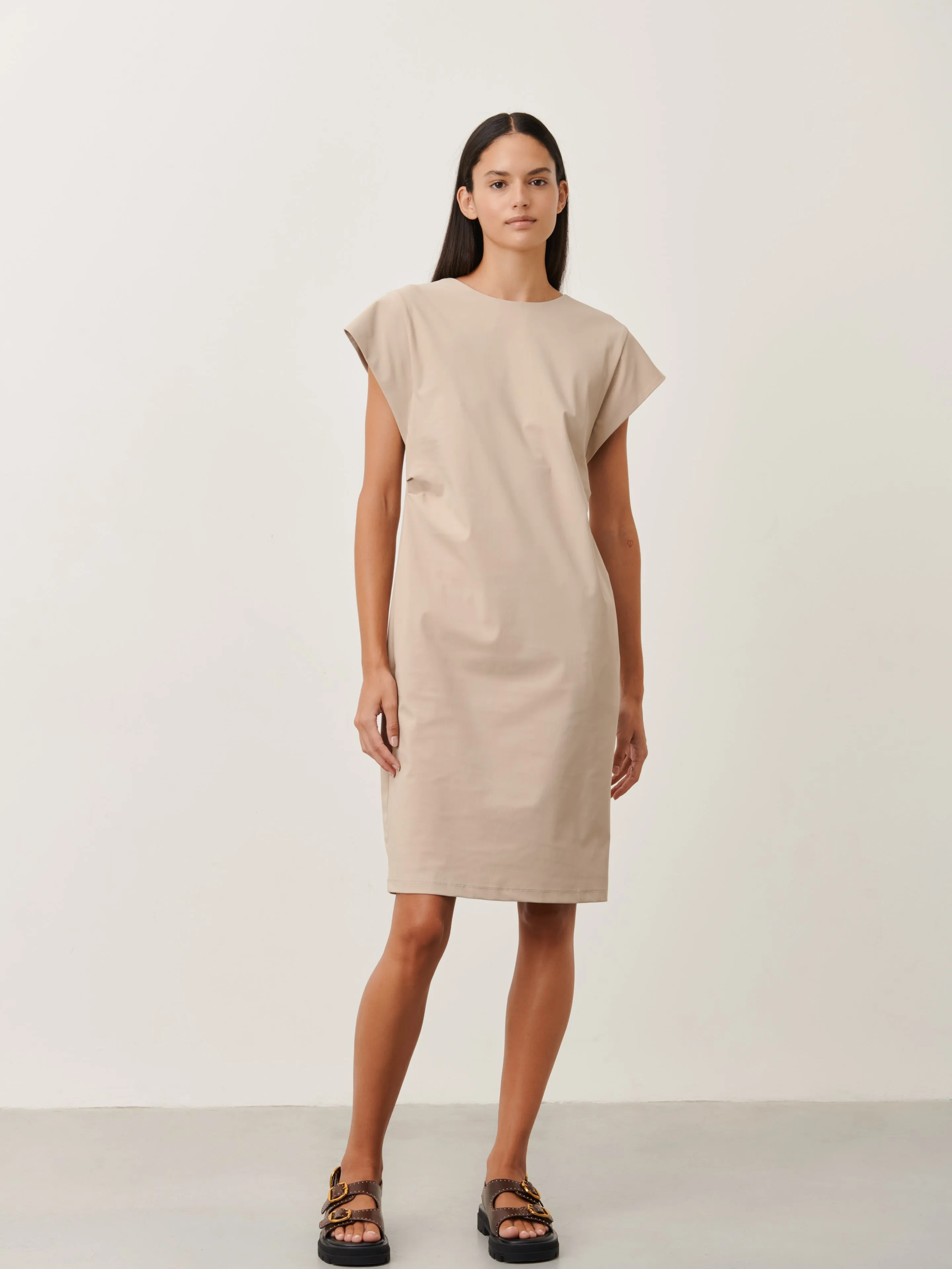 Domina Dress Technical Jersey | Sand