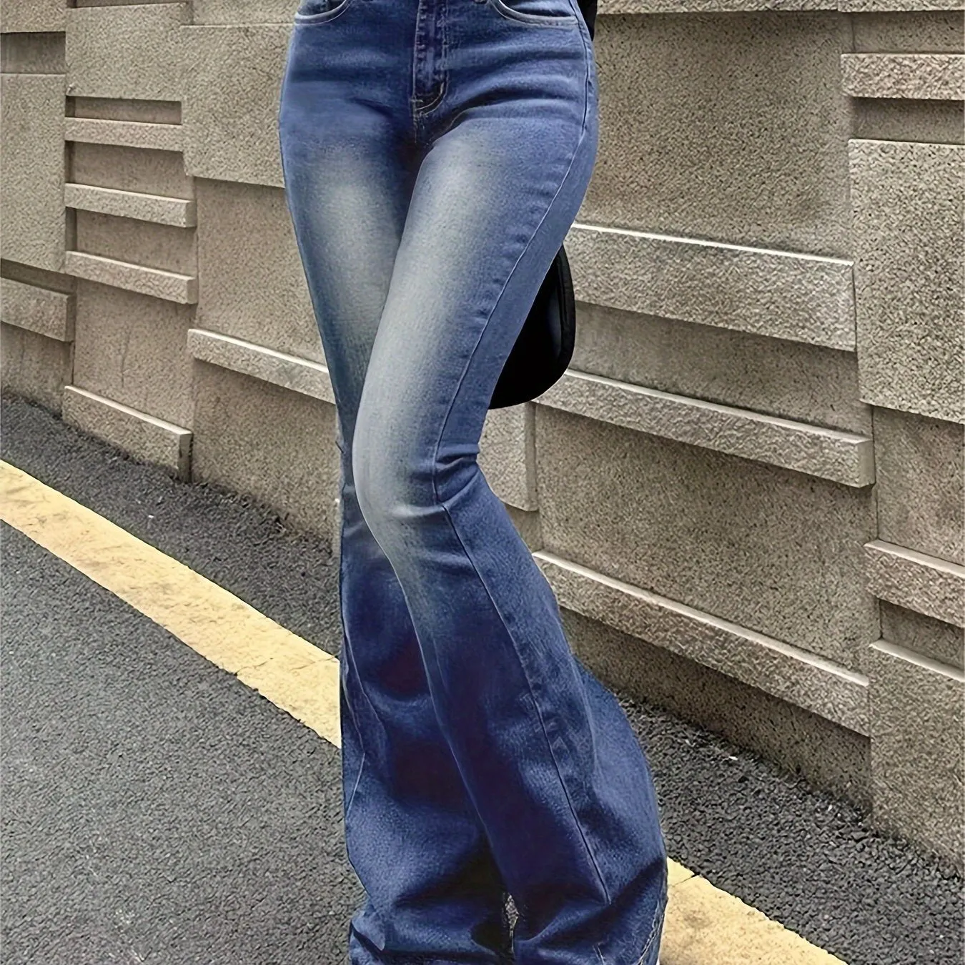 Elegant Washed Retro Flare Jeans – Slim Fit, High Stretch, All-Season Comfort & Easy Care