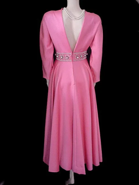 *VINTAGE SPARKLING RHINESTONE & HUGE PEARL EVENING DRESS WITH A GORGEOUS BACK